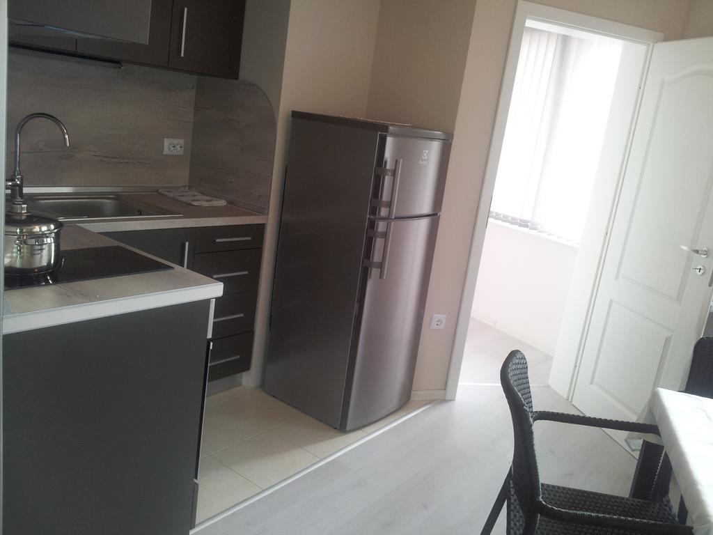 Apartment Zlatina Pomorie Quarto foto