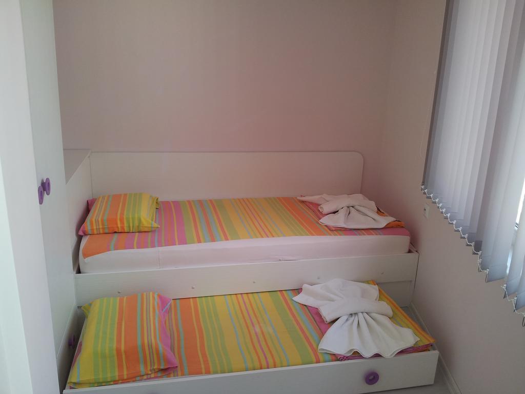 Apartment Zlatina Pomorie Quarto foto