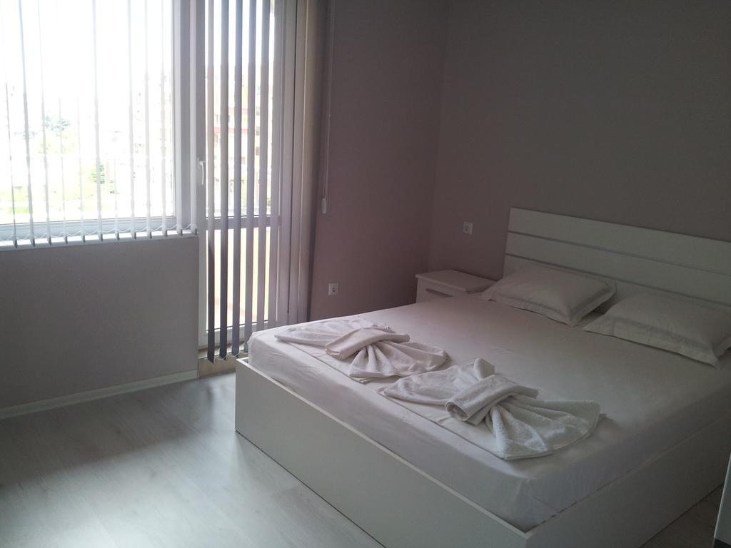 Apartment Zlatina Pomorie Quarto foto